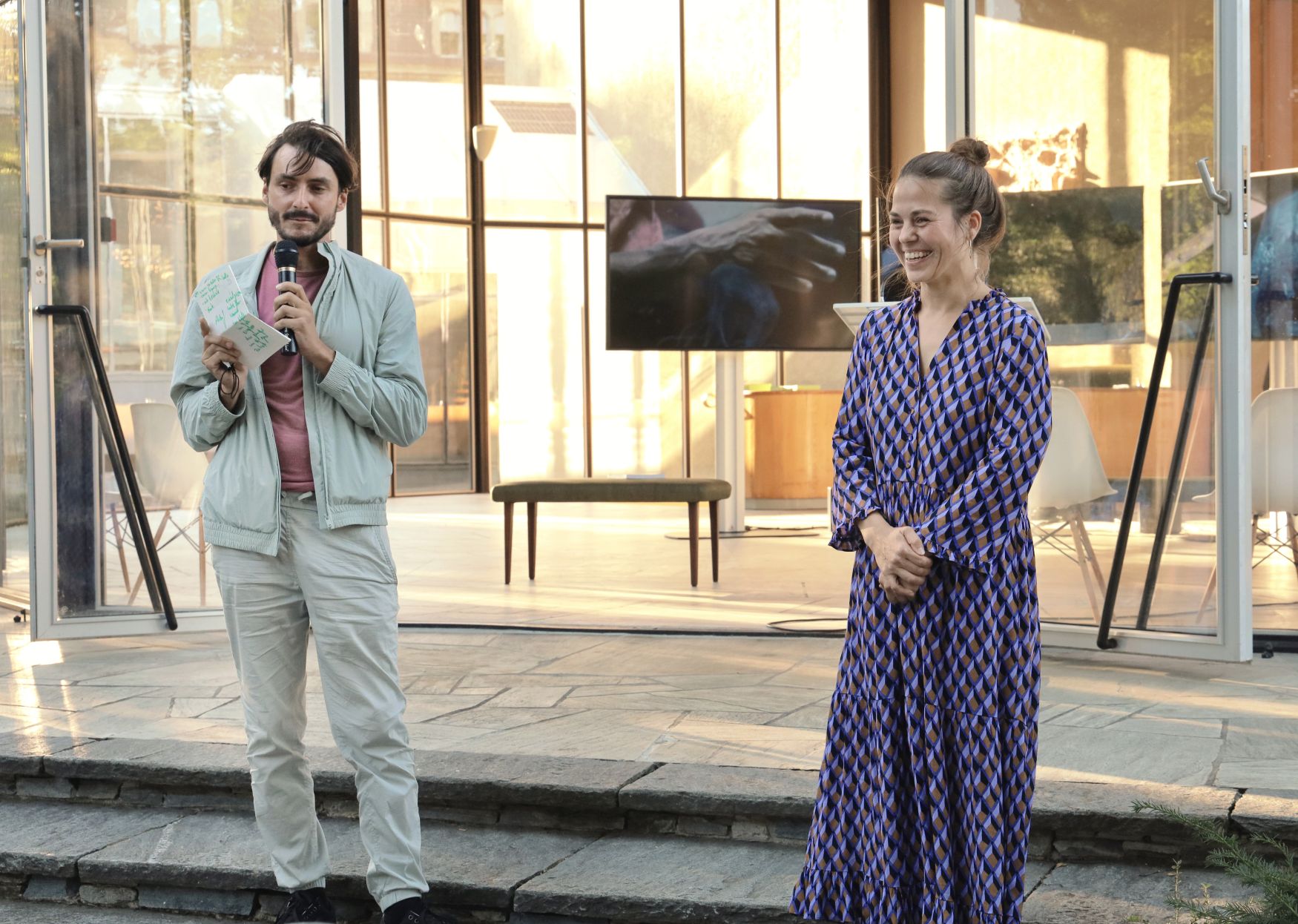 Eröffnung Vom Baden lernen/Bianca Kennedy; Mirko Winkel und Isabelle Meiffert, Kurator:innen, Kurtheater Baden, Foto: Felix Kraus