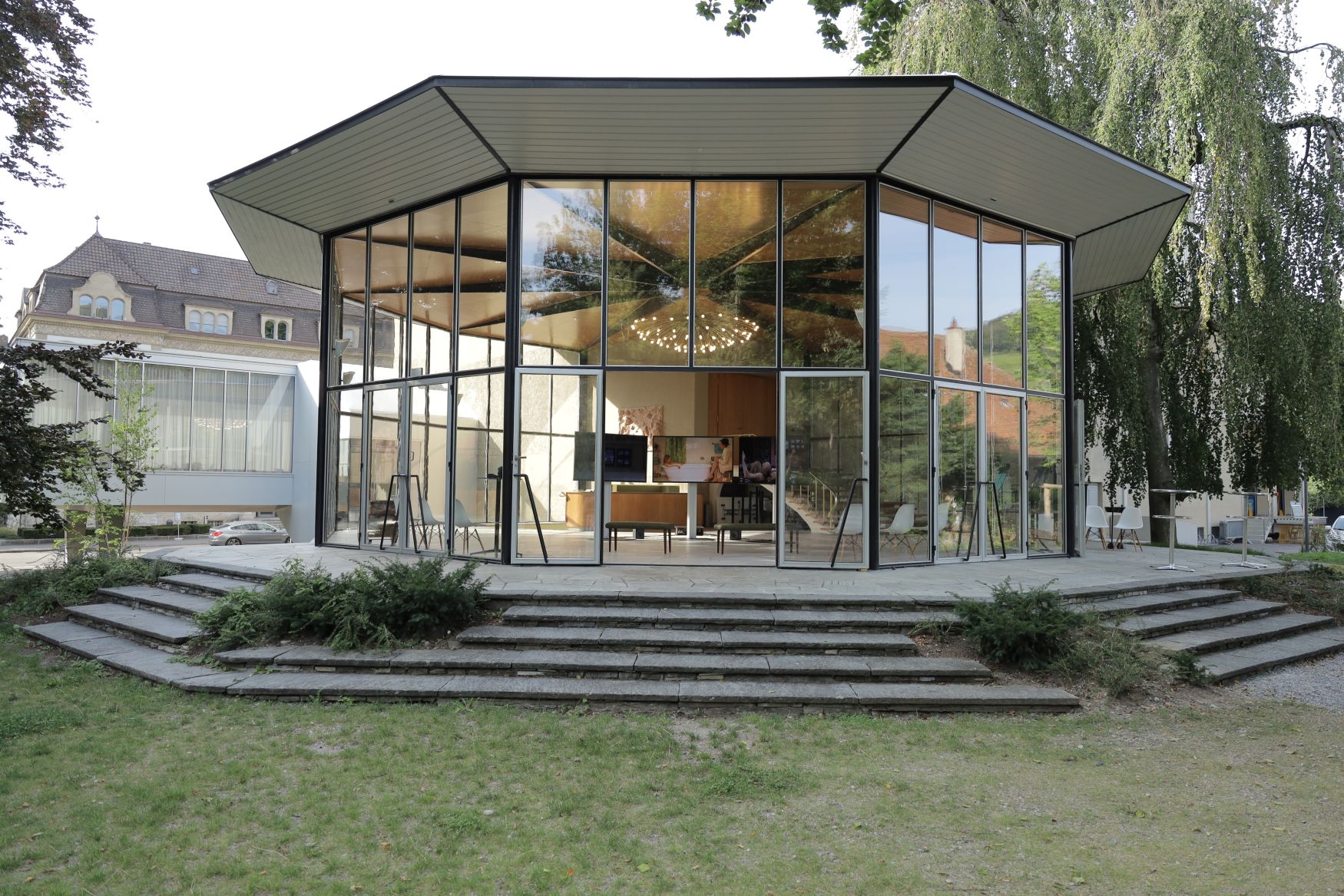 Bianca Kennedy, We're all in this together, Ausstellungsansicht Vom Baden lernen, Kurtheater Baden, Foto: Felix Kraus